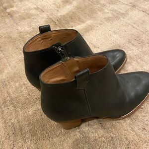 Madewell women’s boots size 7.5